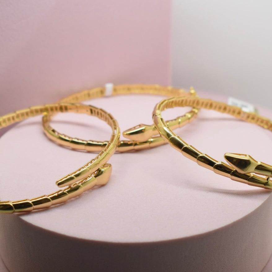 Real 18K Yellow Gold - Serpenti Plain Bangle