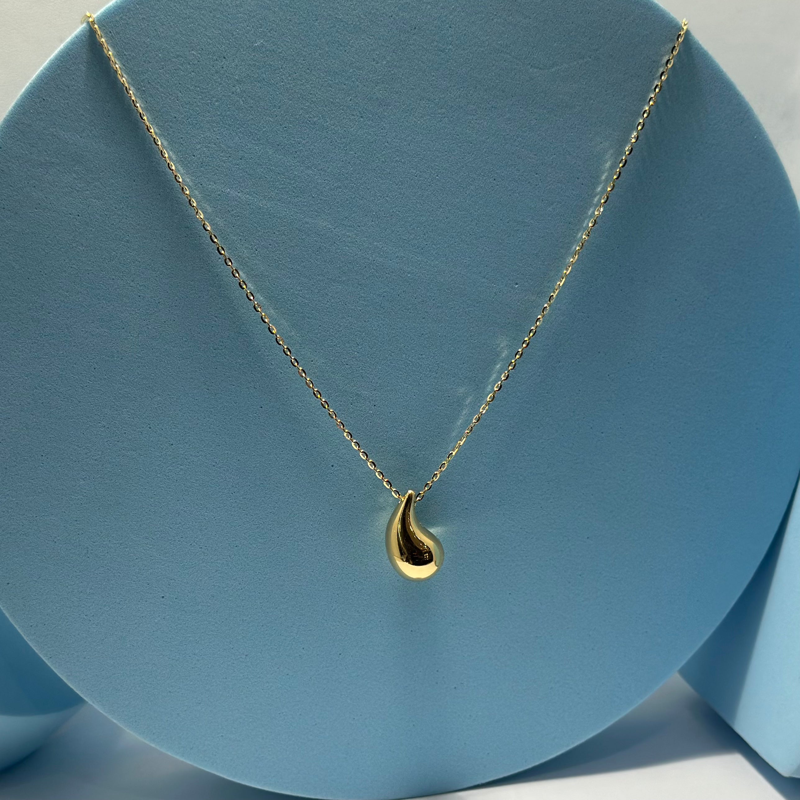 Real 18K Yellow Gold - Chunky Teardrop Small Necklace