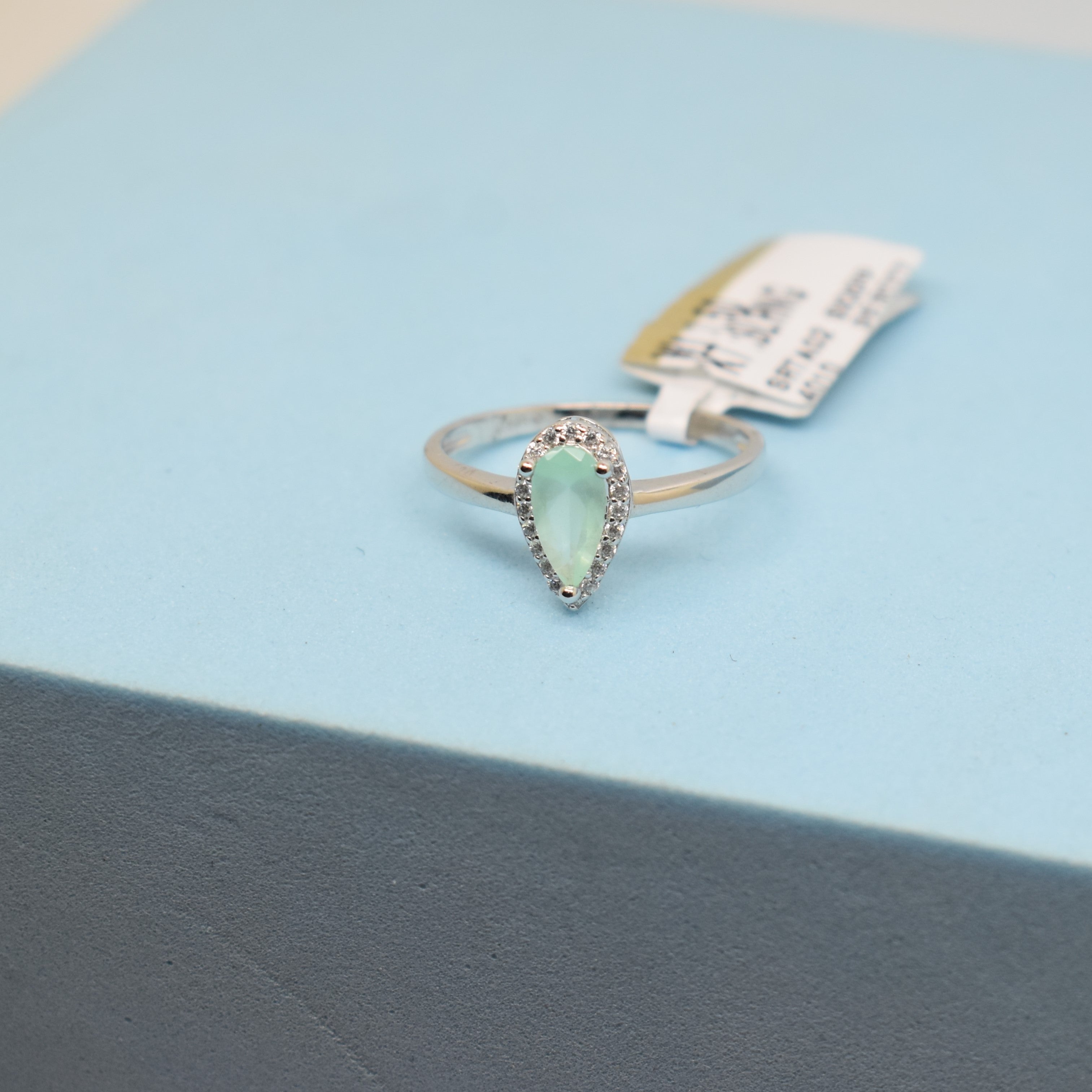 Fine 925 Sterling Silver - Light-green Teardrop Ring