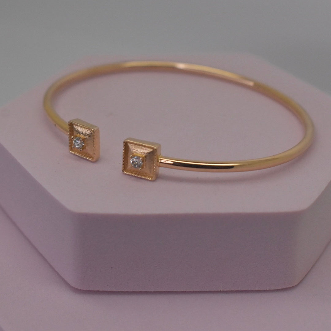 18K Rose Gold - Italian Twist Bangle (Size 16)