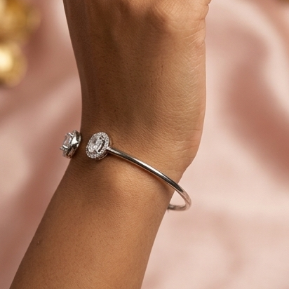 Premium Sterling Silver - Serenity Oval Bangle