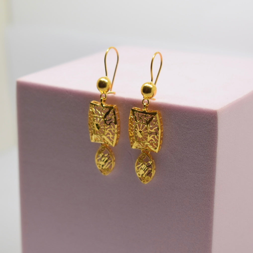 *SPECIAL* 21K Yellow Gold - Kuwaiti Plain Square Earring