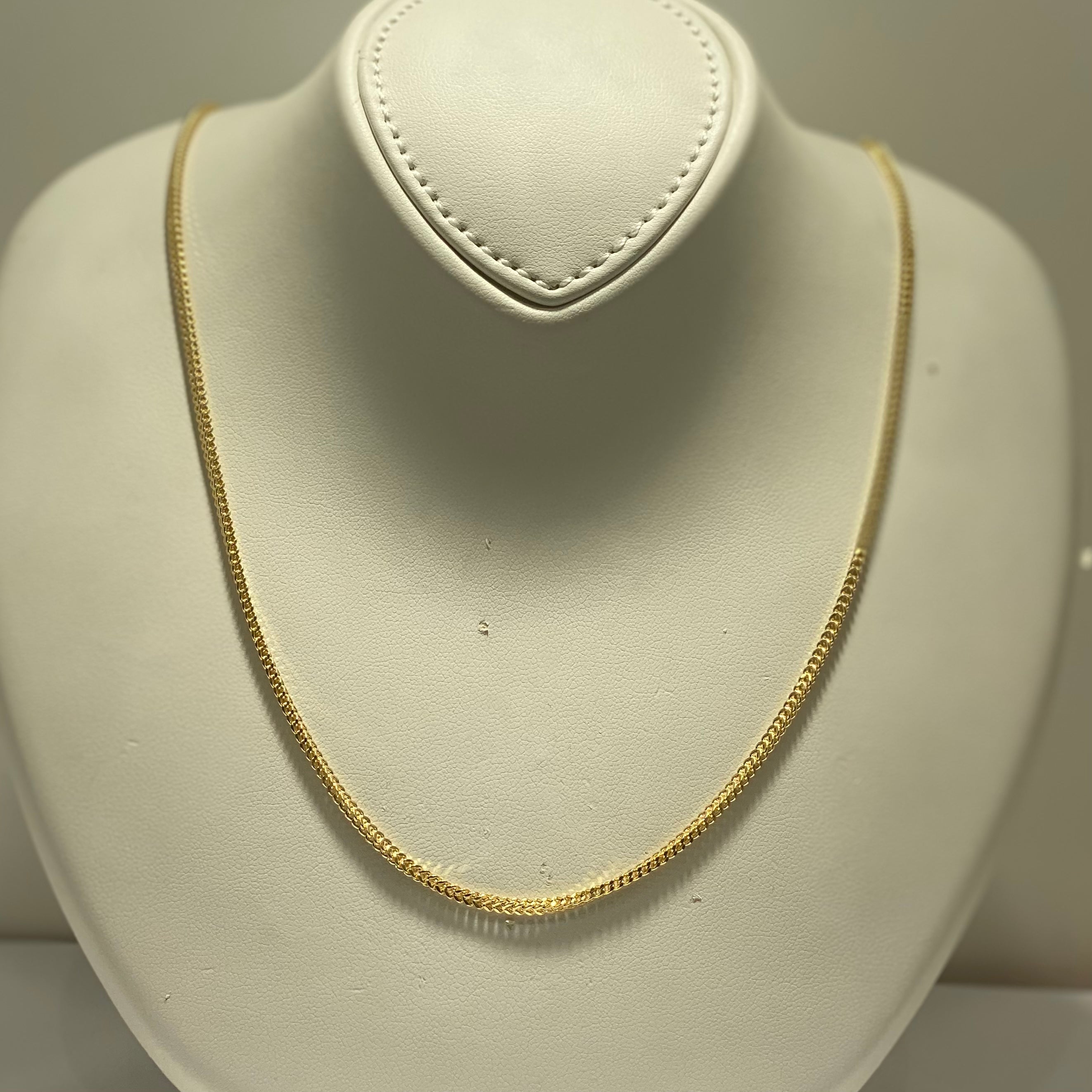 Real 18K Yellow Gold - Unisex Thick V Chain