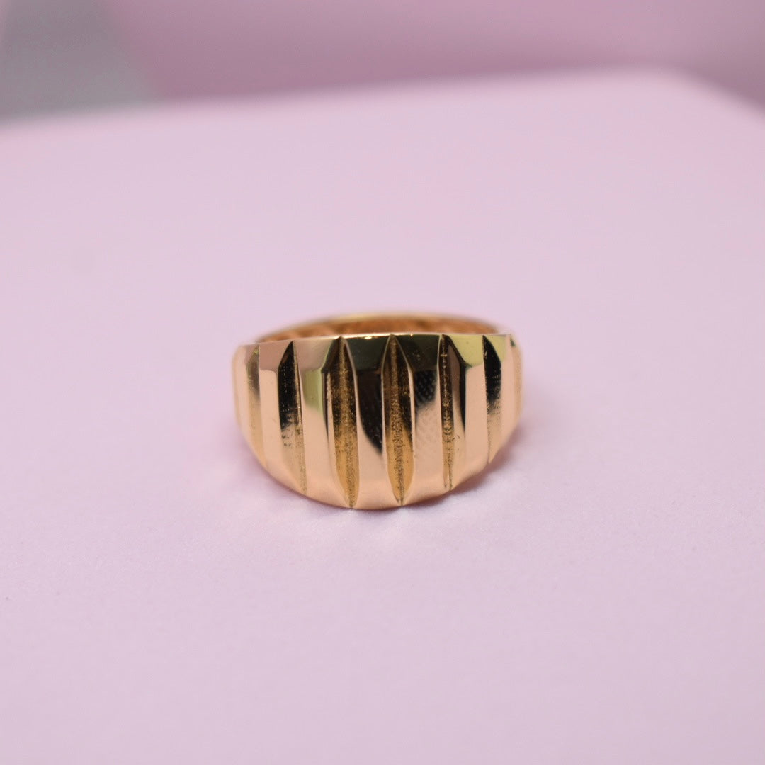 Real 18K Yellow Gold - Lines Ring (Size 7.25)