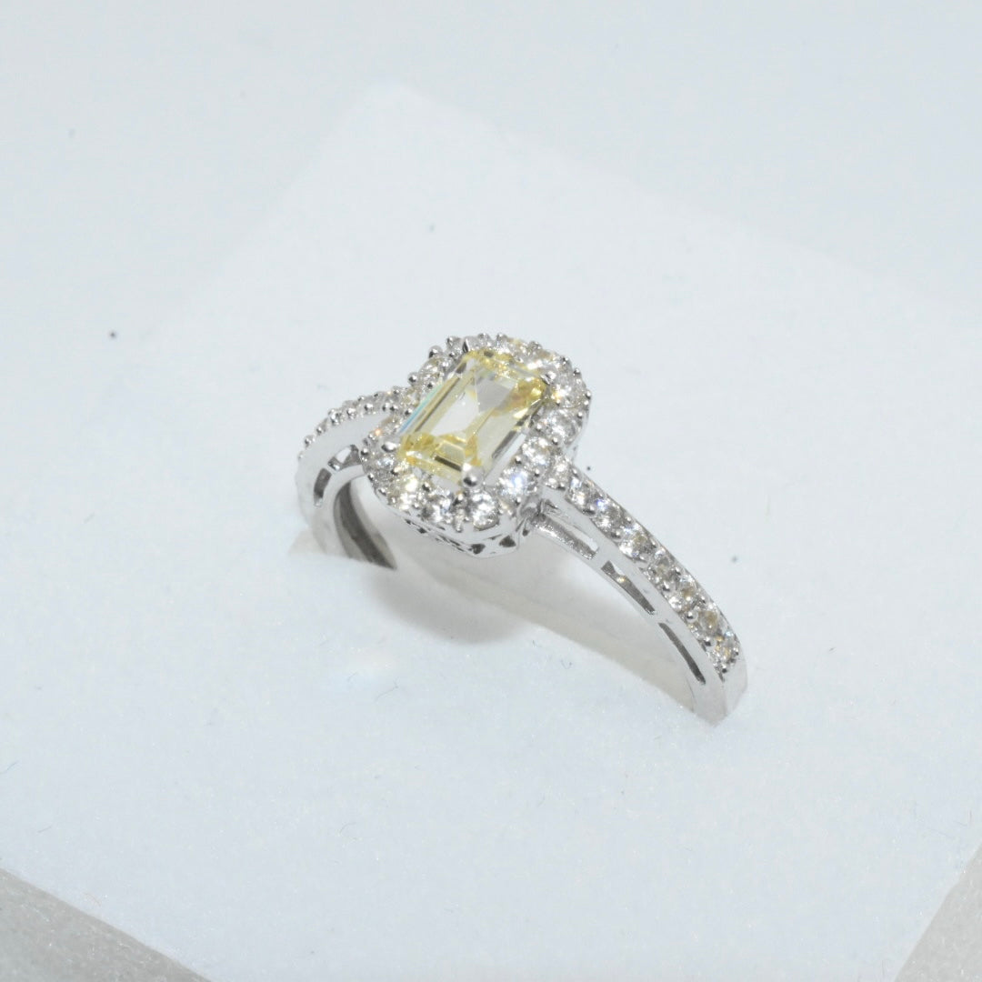 Real 18K White Gold - Wedding Ring