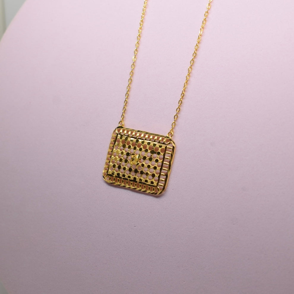 *SPECIAL* 21K Yellow Gold - Bahraini Rectangle Plain Necklace