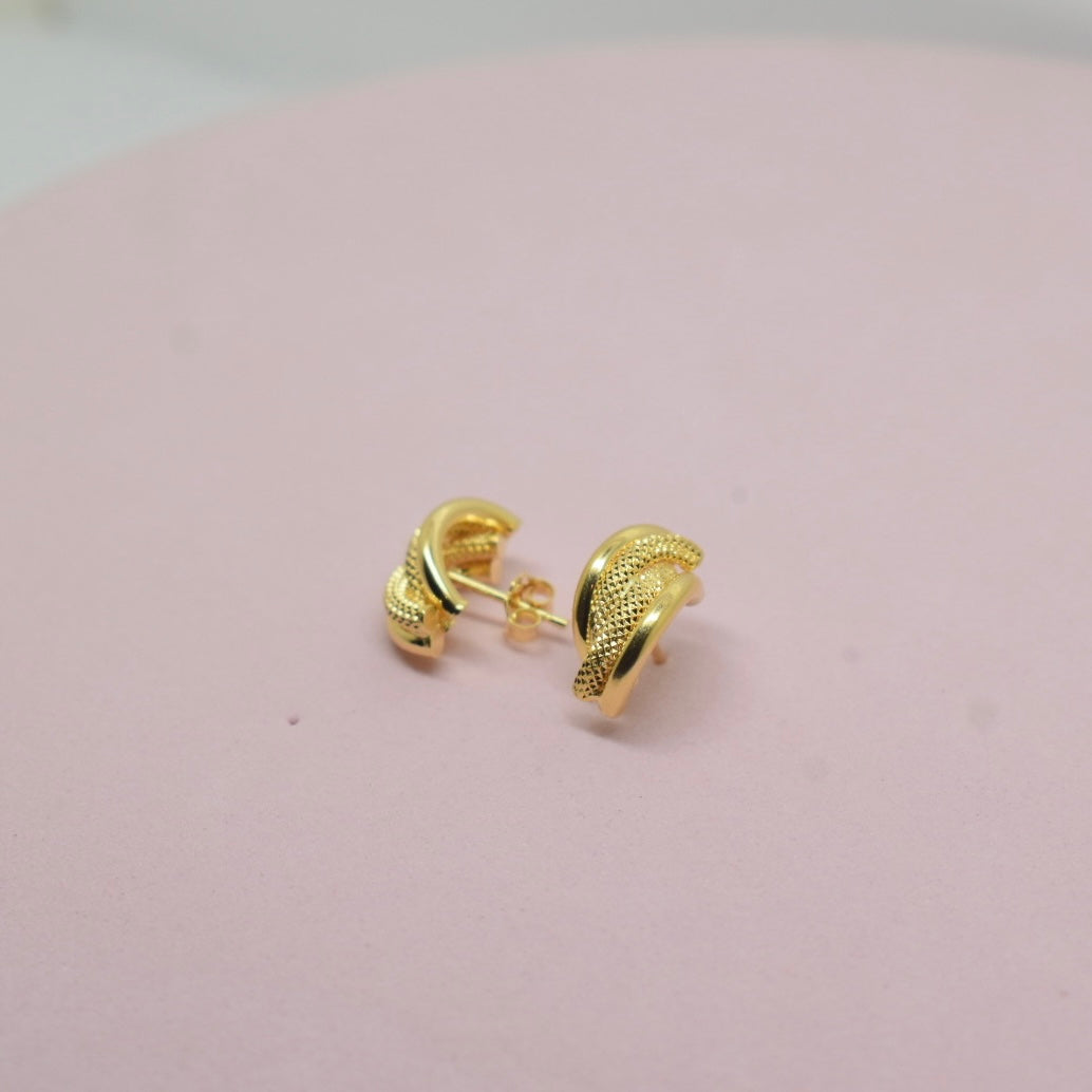 18K Yellow Gold - Matte Twist Earring