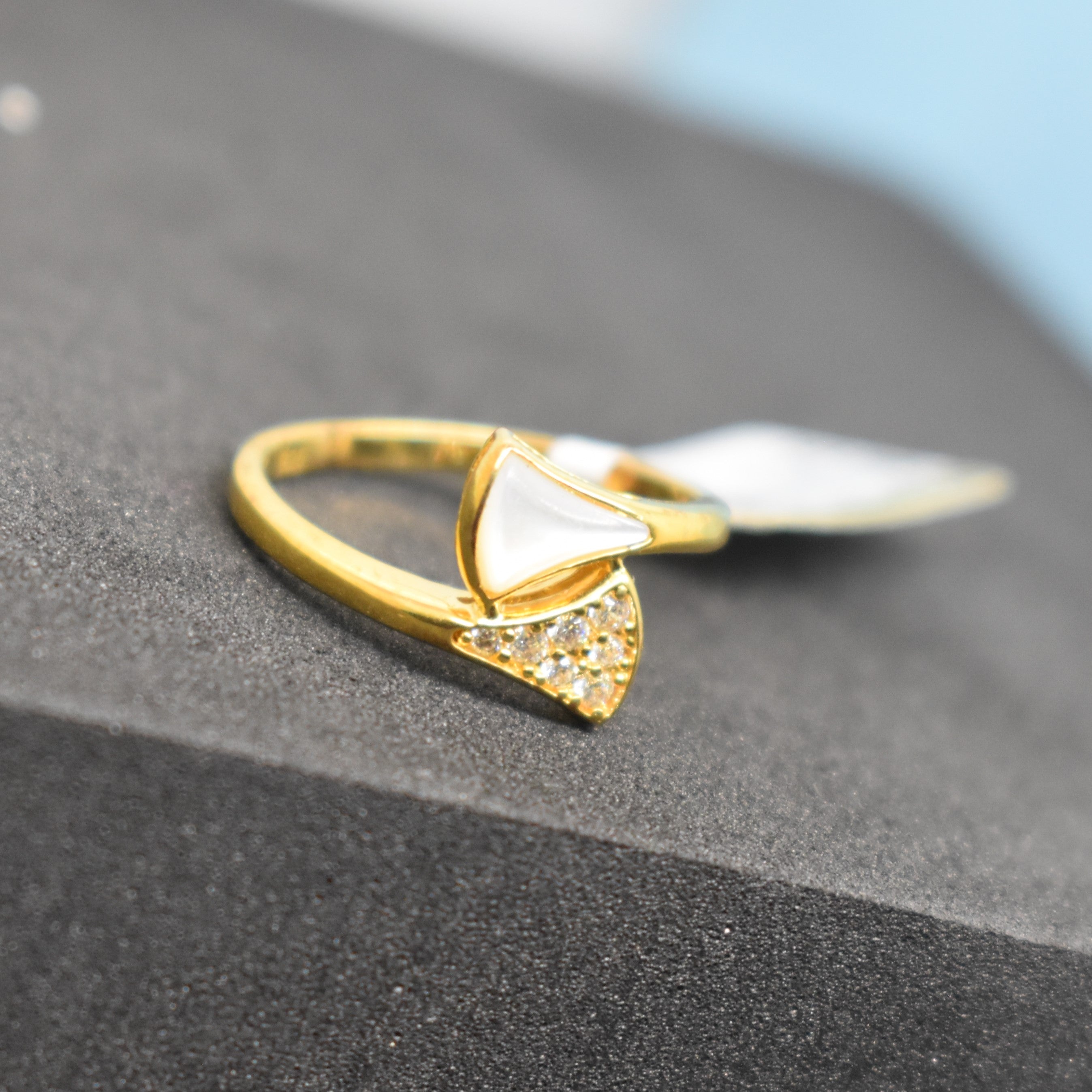 Fine 925 Sterling Silver - Yellow The Divina Ring