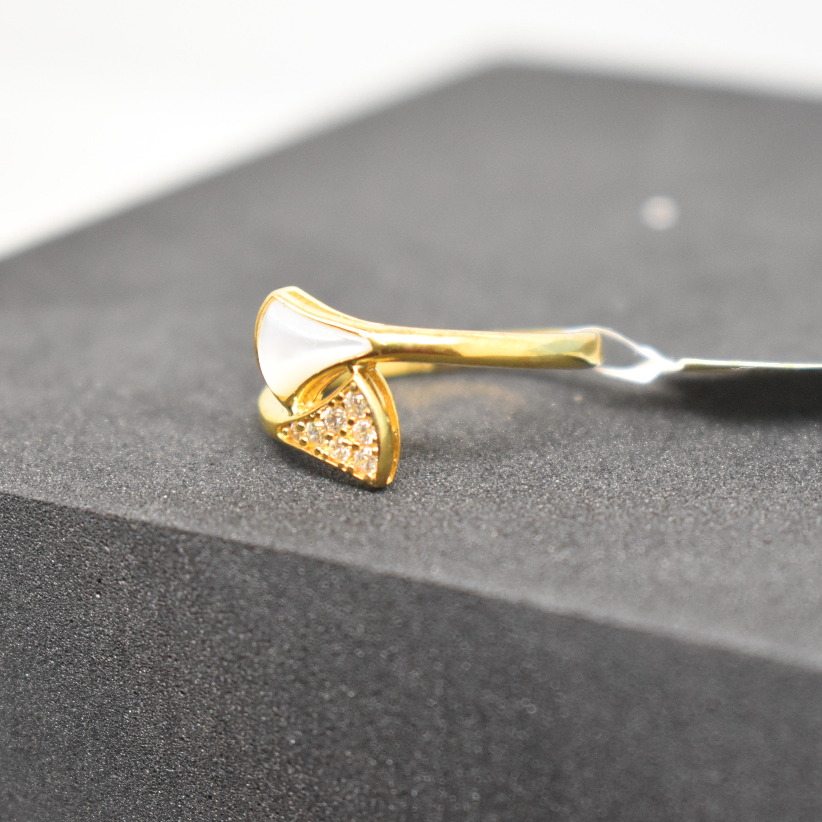 Fine 925 Sterling Silver - Yellow The Divina Ring