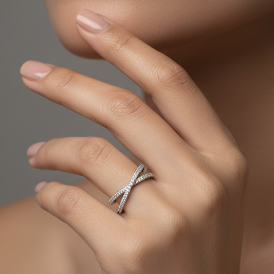 Fine 925 Sterling Silver - Double Line Stone Ring