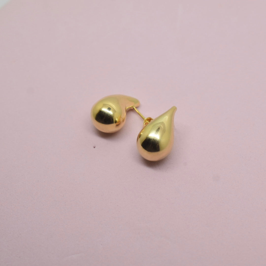 18K Yellow Gold - Tear Drop Earring