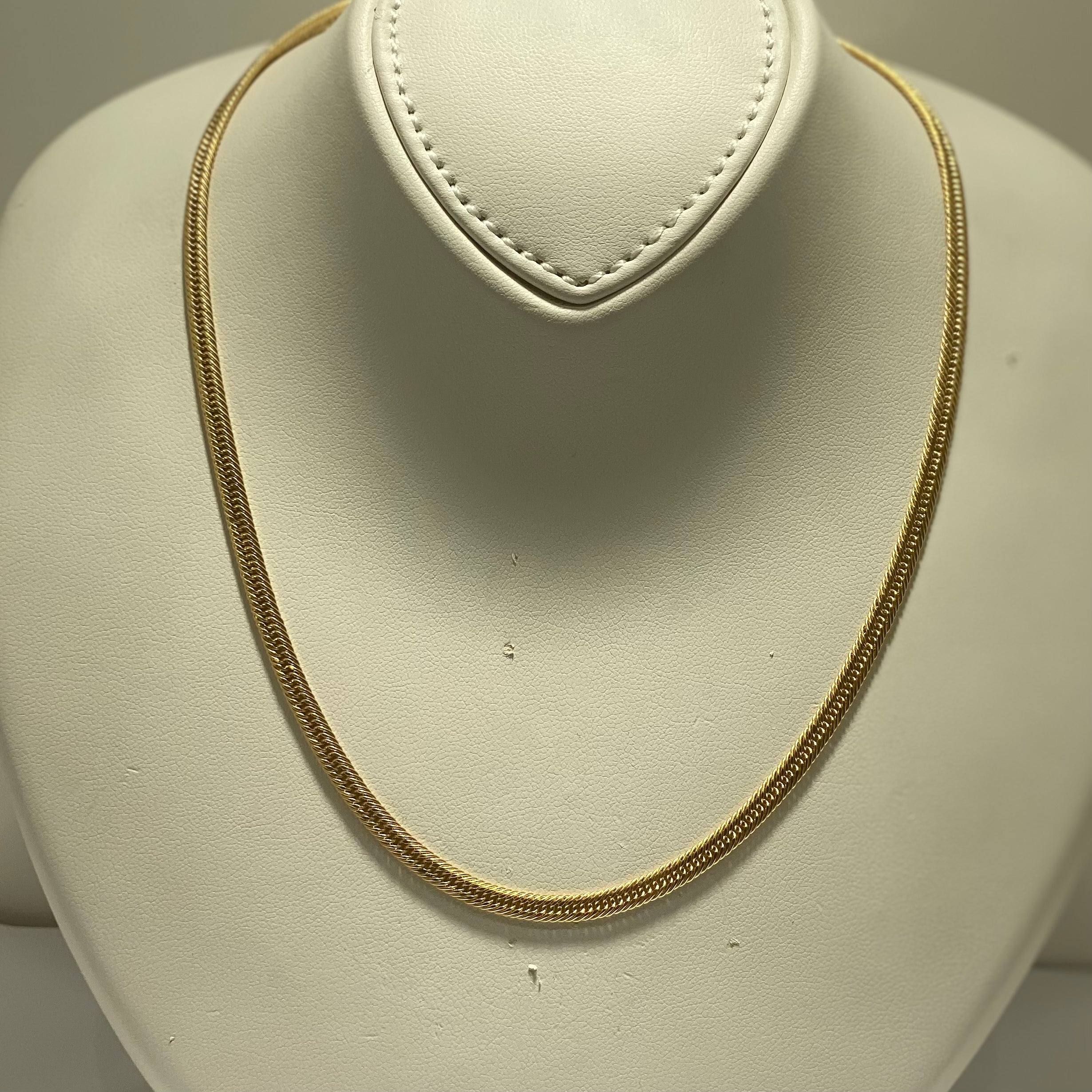 Real 18K Yellow Gold - Thin Japan Unisex Chain – Sana Jewellers