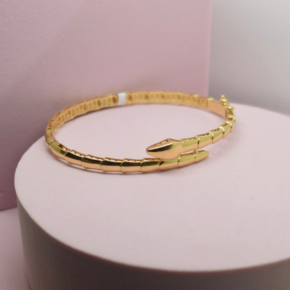 Real 18K Yellow Gold - Serpenti Plain Bangle