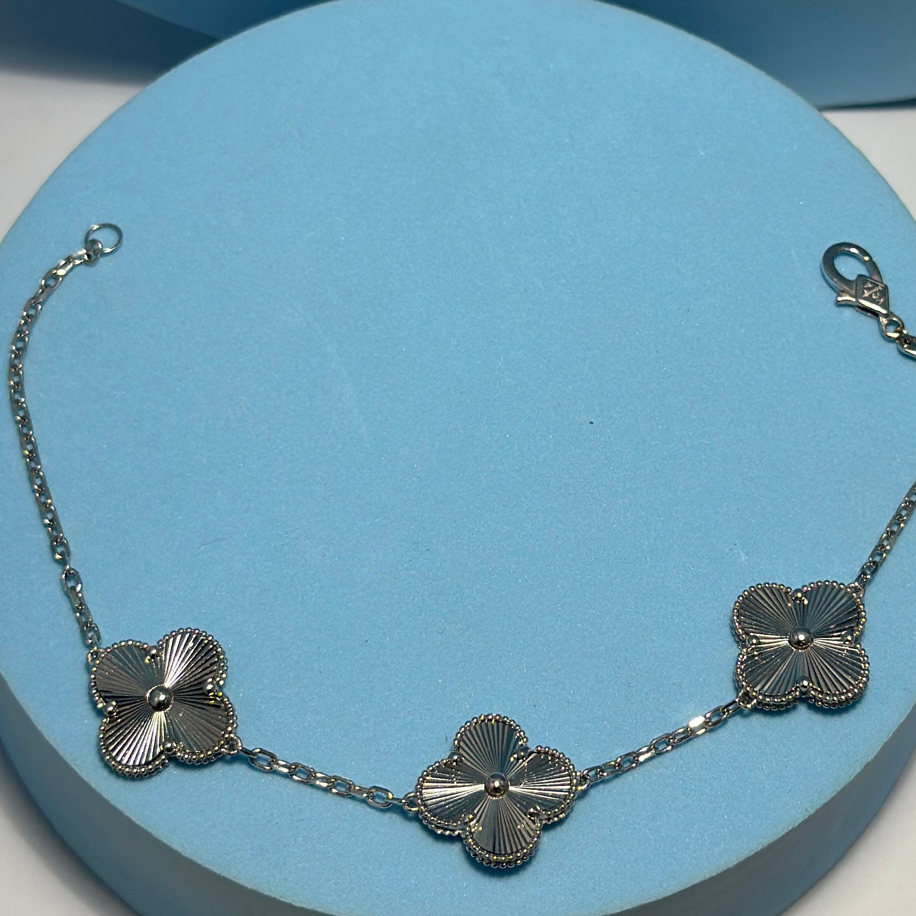 Real 18K White Gold - SJVC 3 Flower Bracelet