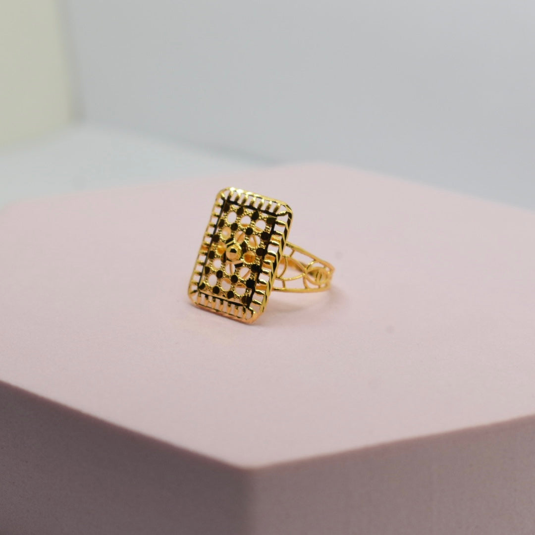 *SPECIAL* 21K Yellow Gold - Bahraini Rectangle Plain Ring