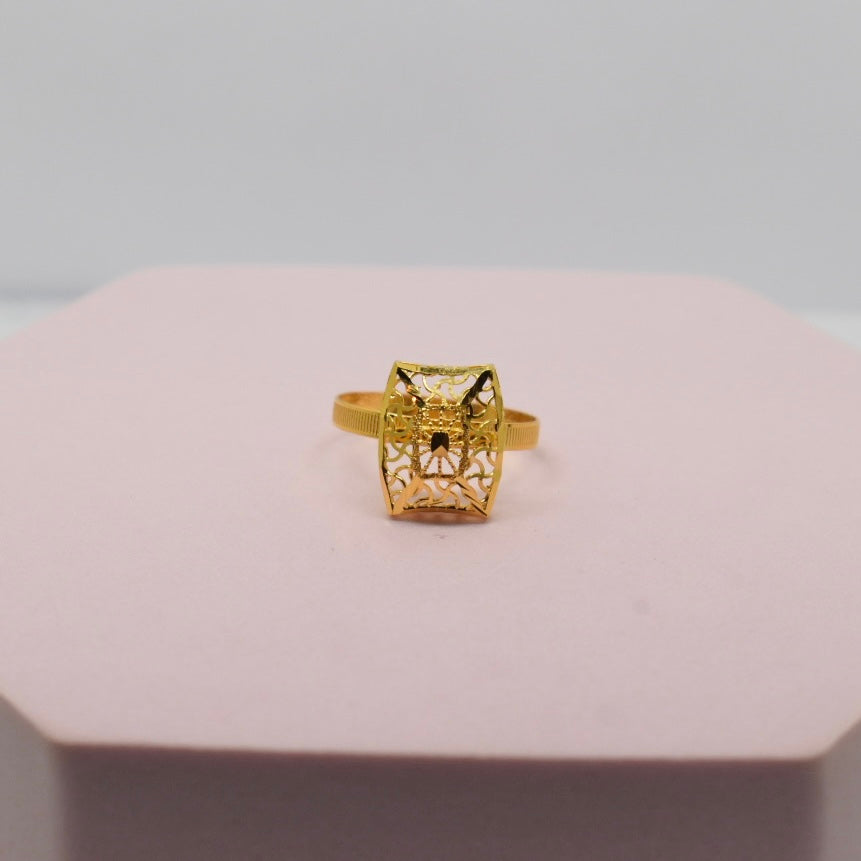 *SPECIAL* 21K Yellow Gold - Kuwaiti Plain Square Ring