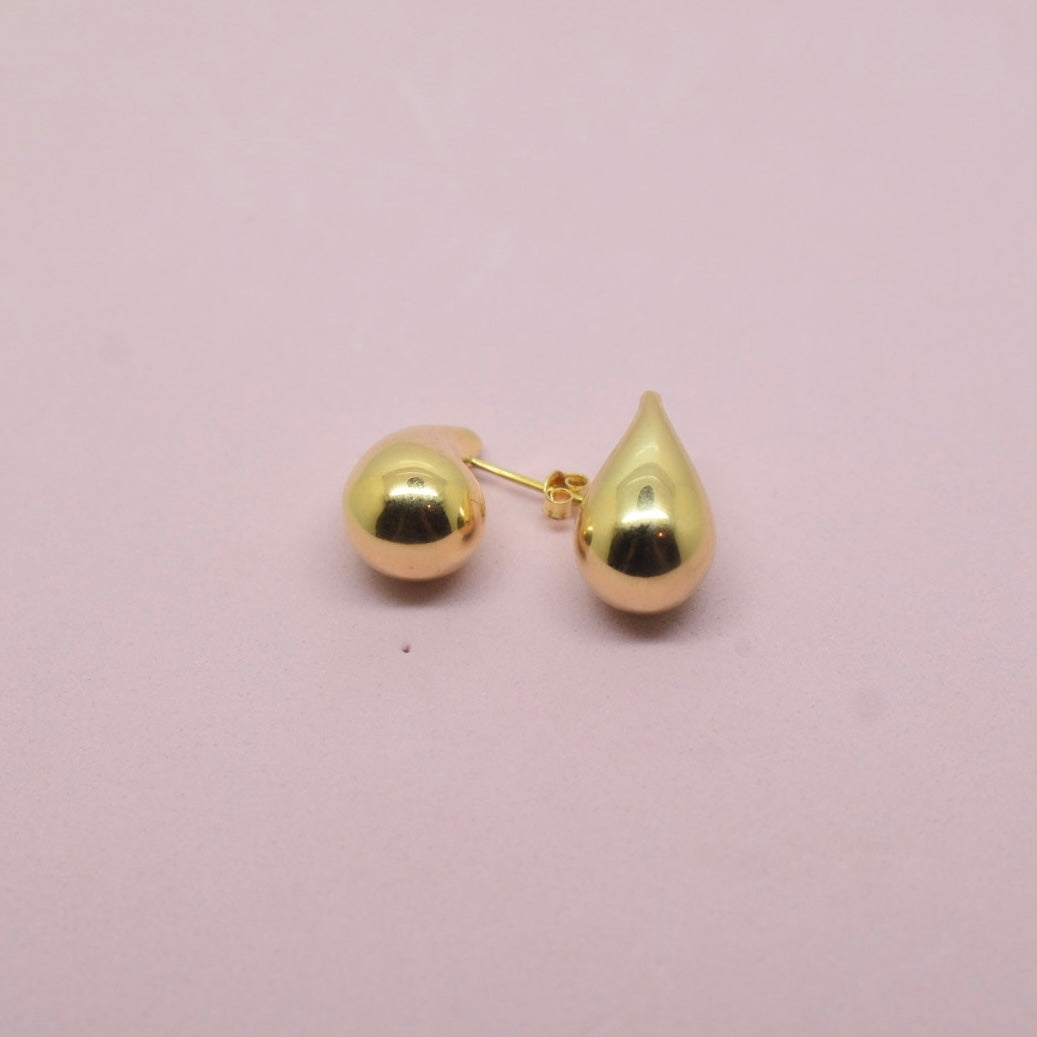 18K Yellow Gold - Tear Drop Earring