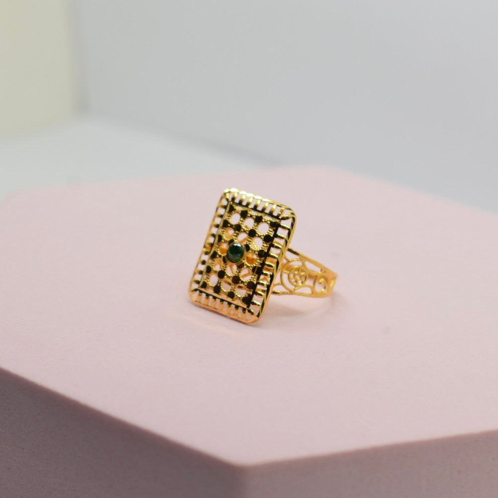 *SPECIAL* 21K Yellow Gold - Bahraini Rectangle Green Stone Ring