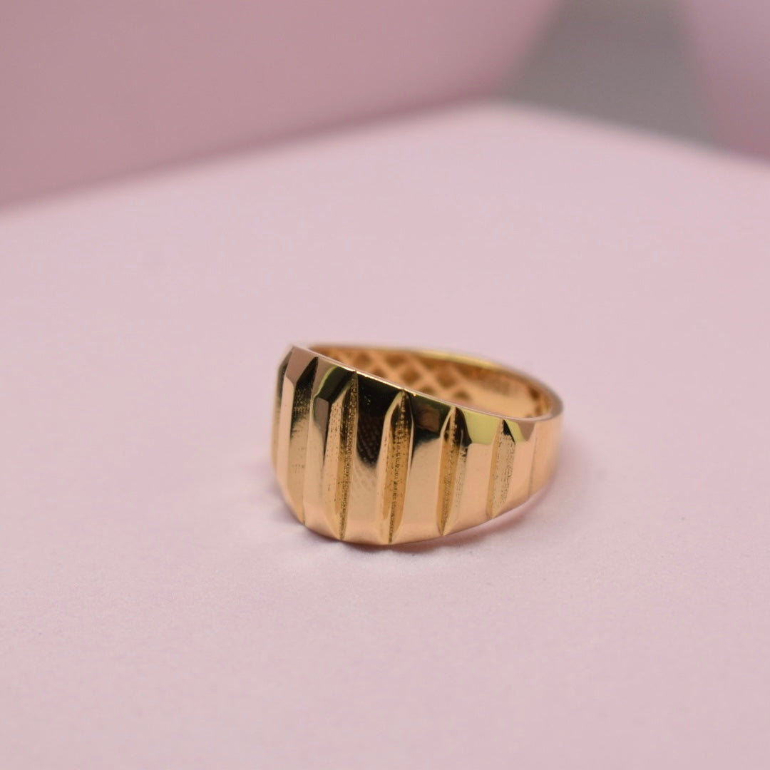 Real 18K Yellow Gold - Lines Ring (Size 7.25)