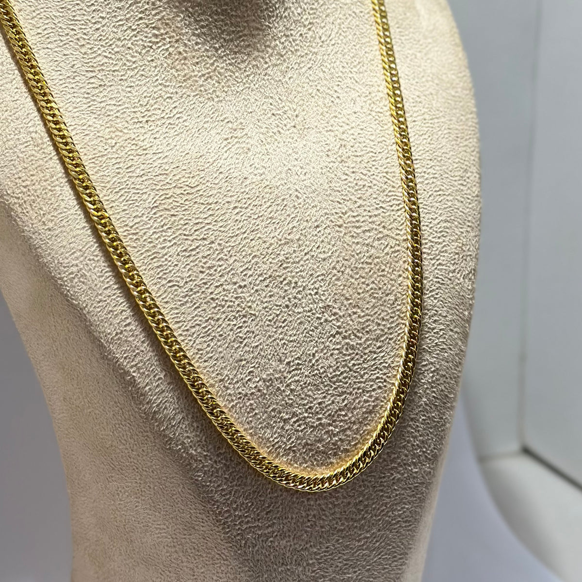 Real 18K Yellow Gold - Curb Thin Unisex Chain