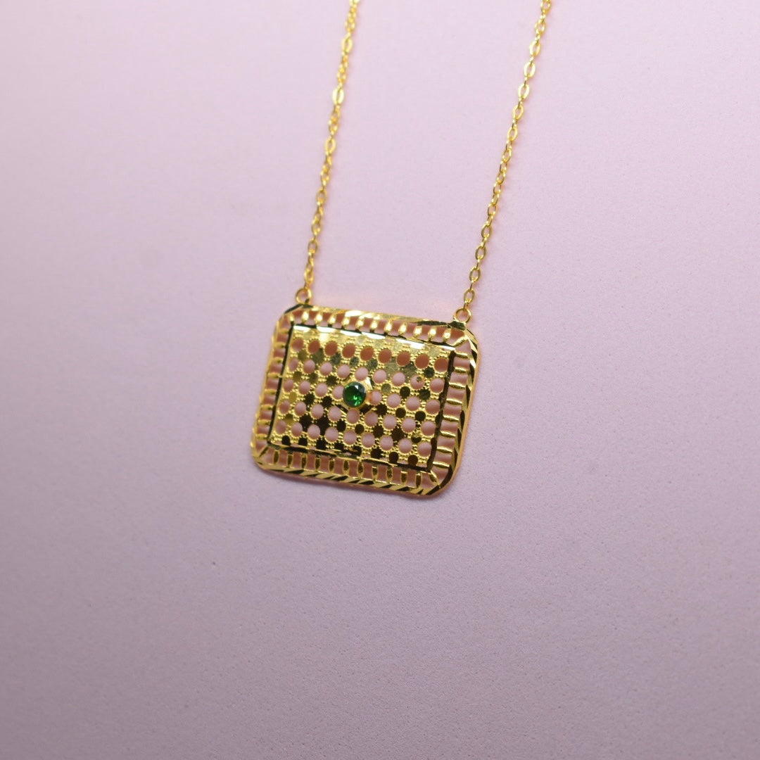 *SPECIAL* 21K Yellow Gold - Bahraini Rectangle Green Stone Necklace