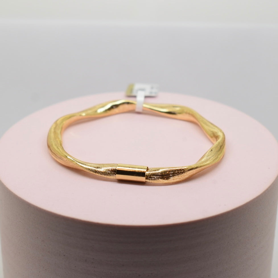 Real 18K Yellow Gold - Twist Stretchable Bangle