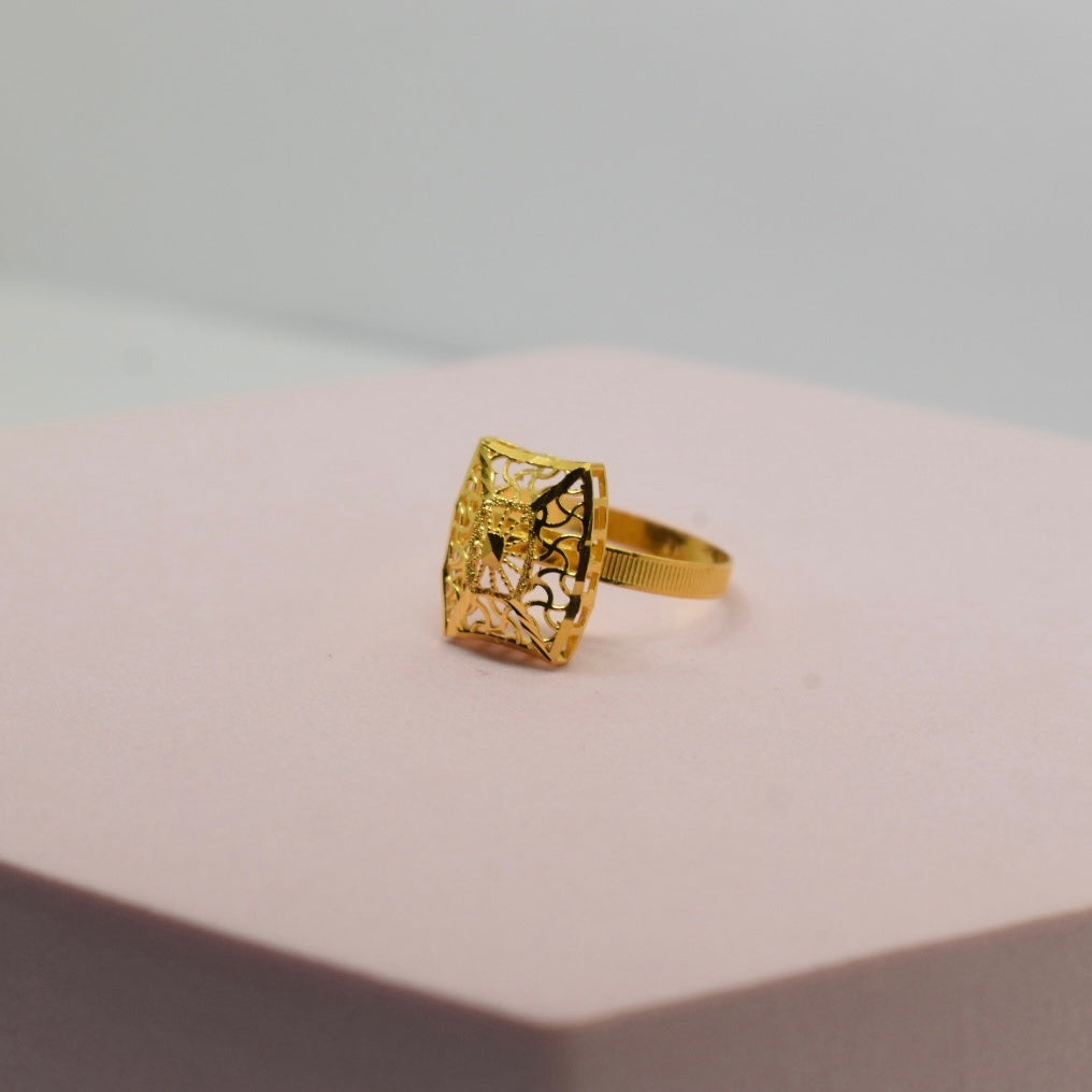 *SPECIAL* 21K Yellow Gold - Kuwaiti Plain Square Ring