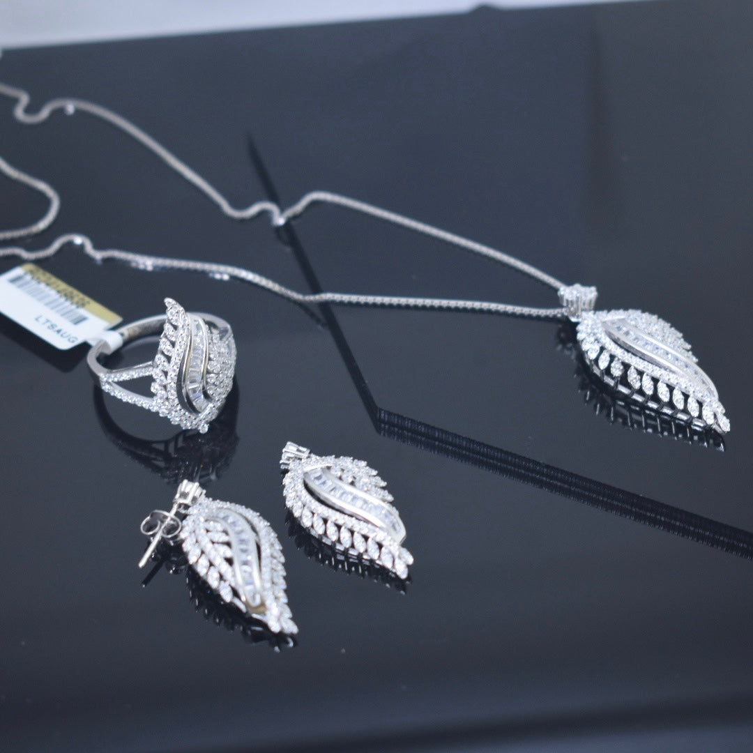 925 Sterling Silver - Leaf Zircon Locket Set