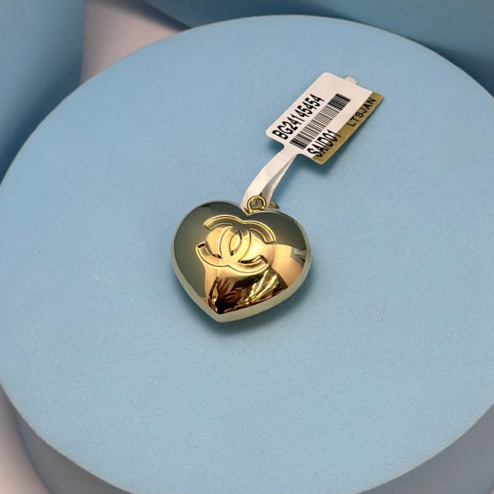 18K Yellow Gold - CC Heart Locket