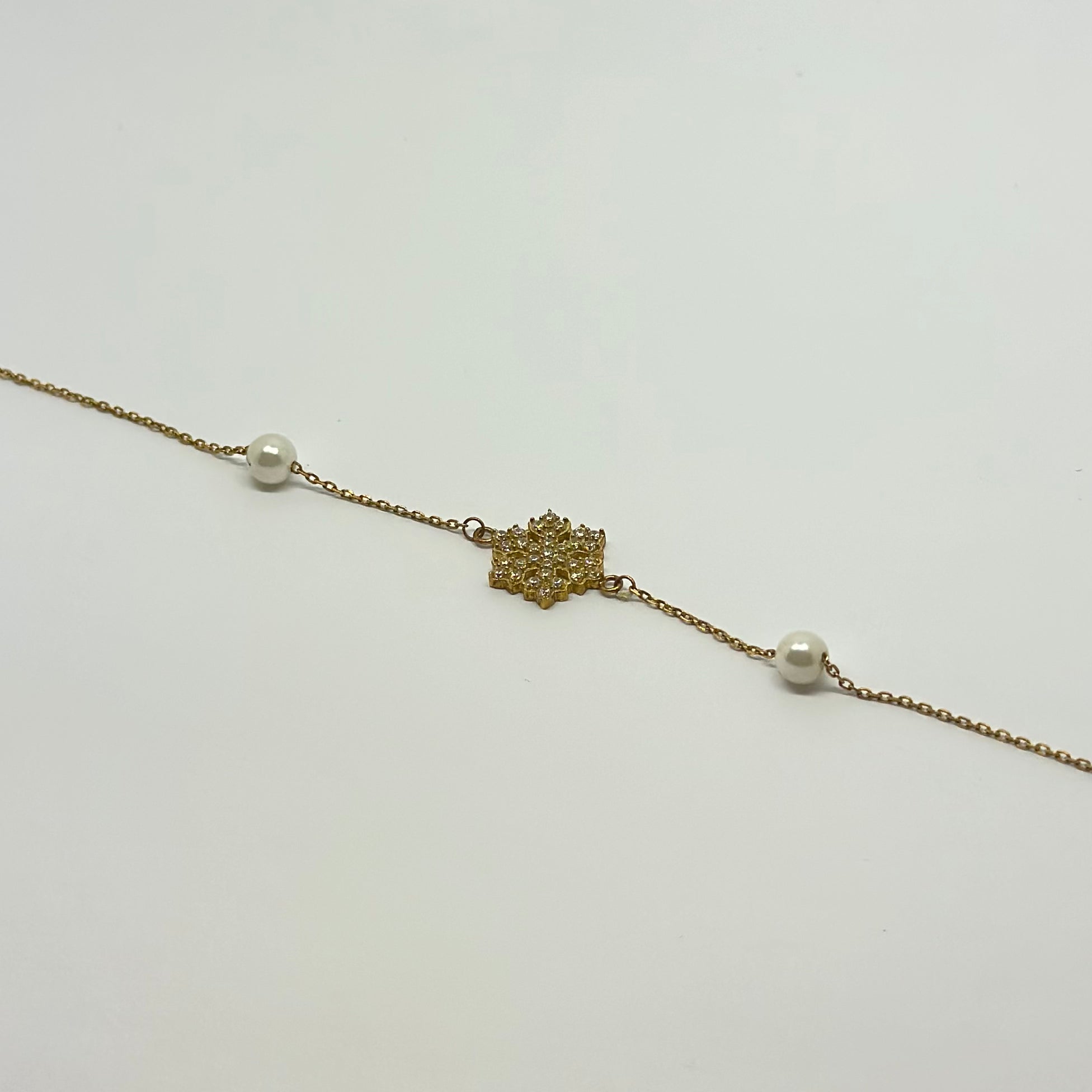 18K Yellow Gold - Pearl Bracelet