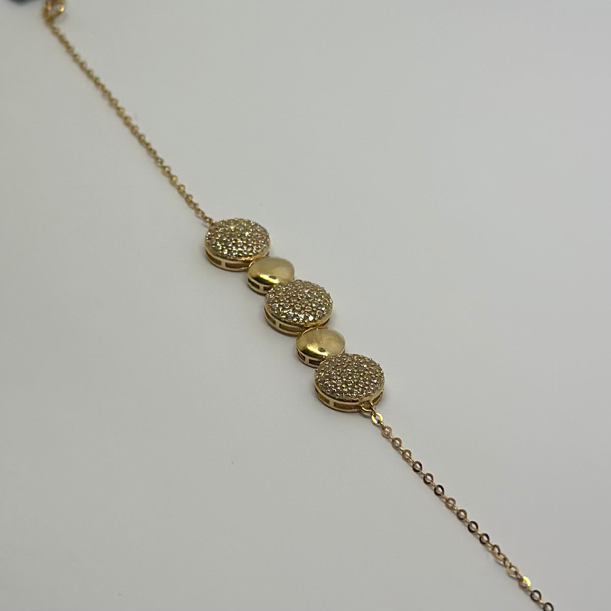 18K Yellow Gold - Zircon Circles Bracelet