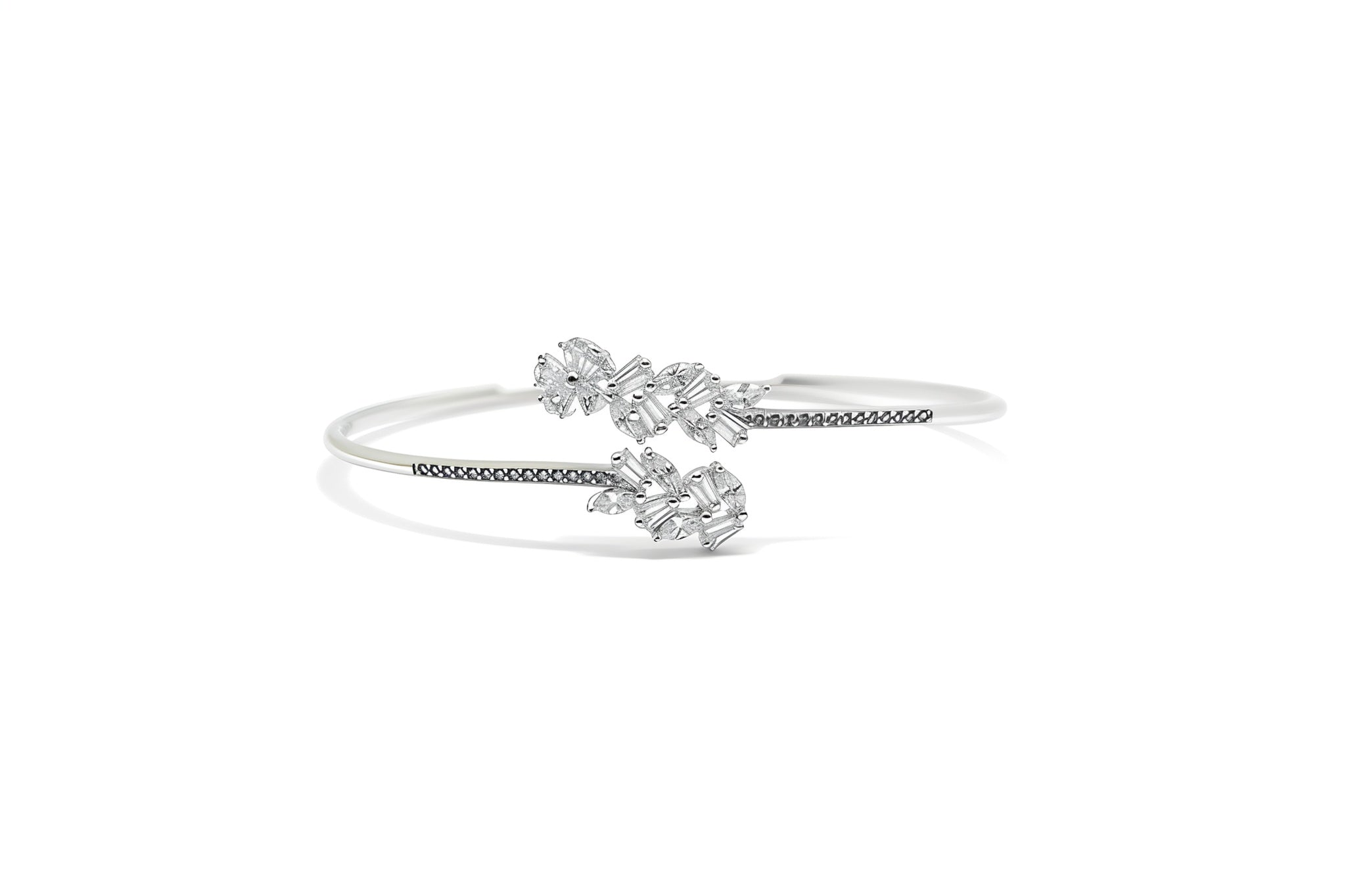 Premium Sterling Silver - Hanging Leaf Zircon Bangle