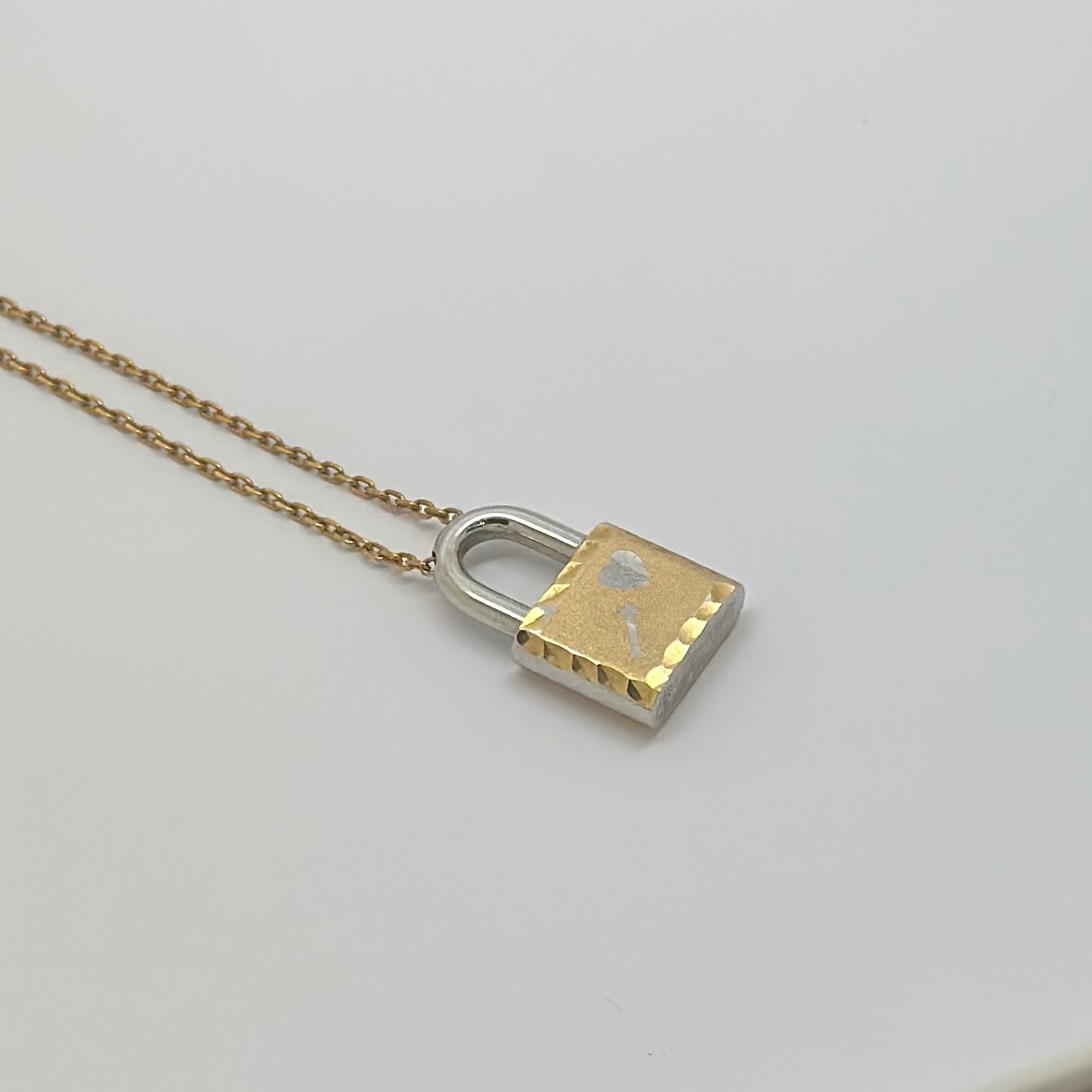 18K Yellow Gold - Lock Necklace